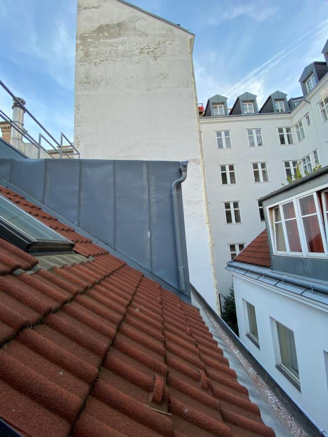 Appartement Pension 700M Zum Ring Vídeň Exteriér fotografie